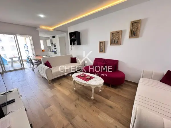 Appartement Rouge S+2