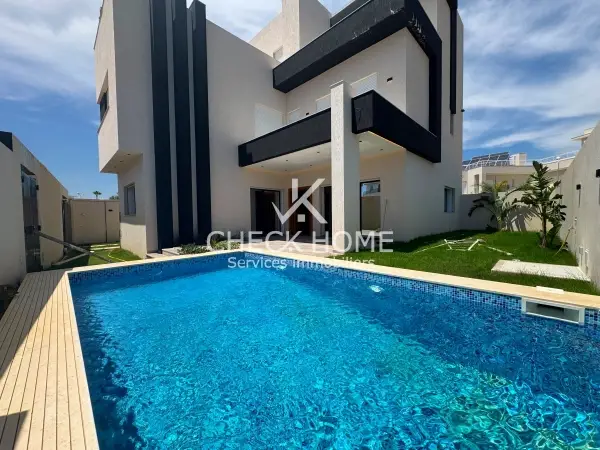 Villa TTS S+5