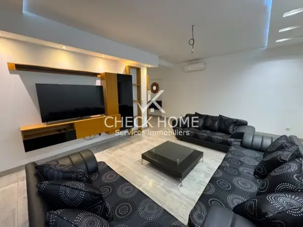 Etage de Villa Farah S+3